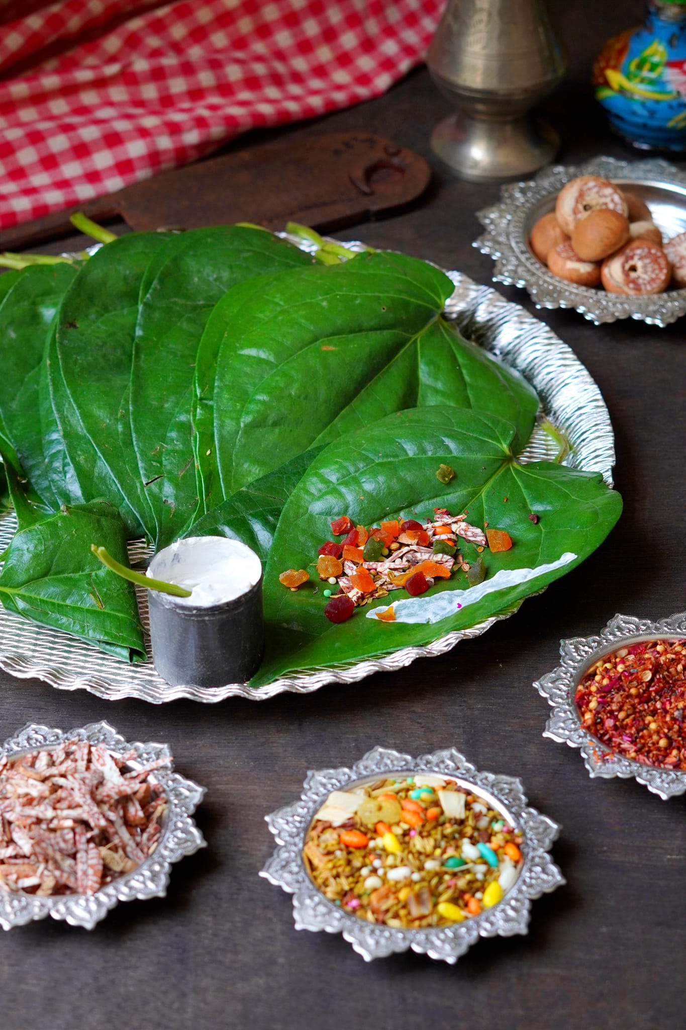 Tray with spicy and sweets